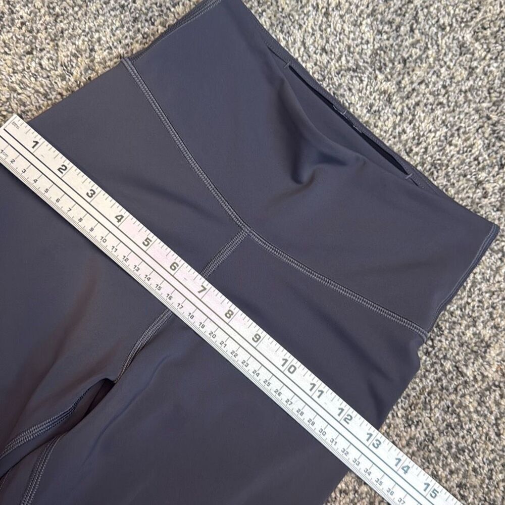 10 Tree InMotion High Rise Leggings TenTree - Picture 7 of 10